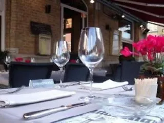 New Regina 3* Ieper